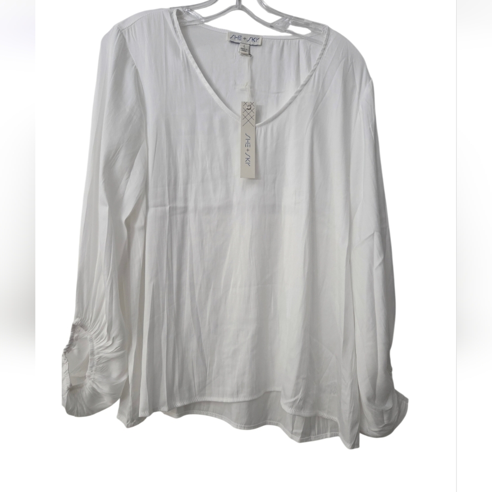 NWT She & Sky White Long Sleeve Cuffed V Neck Polyester Shirt Sz L
